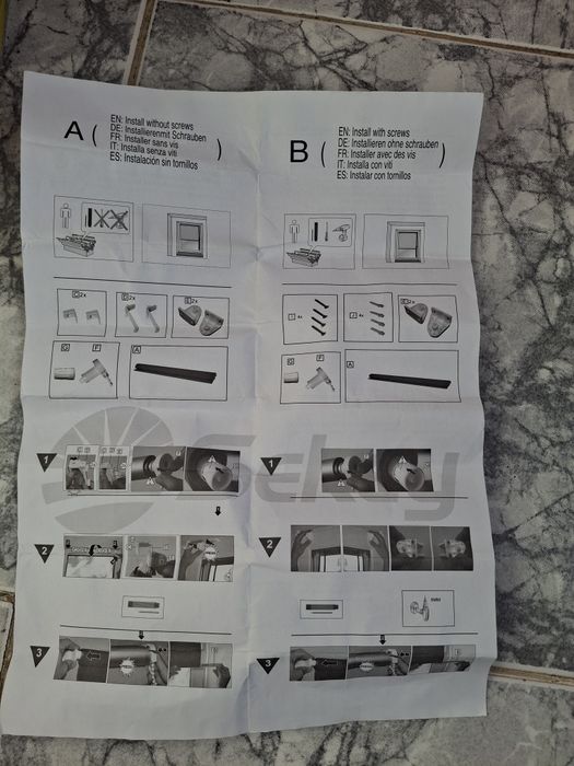 Set 2 rolete opace termoizolante 80x150 + accesorii prindere