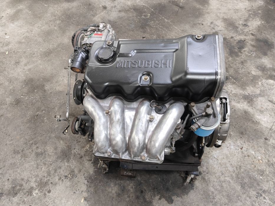 Продам мотор на Митсубиси кантер 4,6 . 4d35