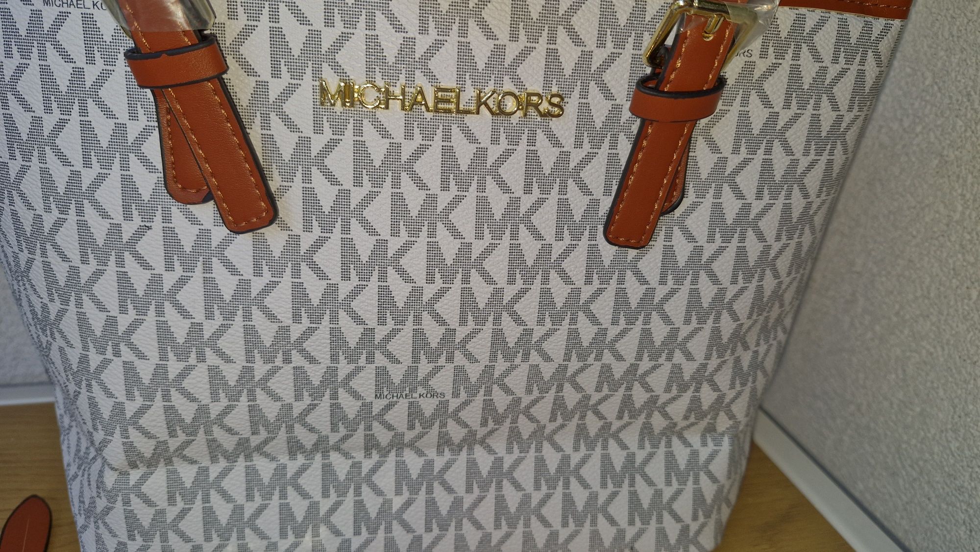Дамска чанта Michael Kors