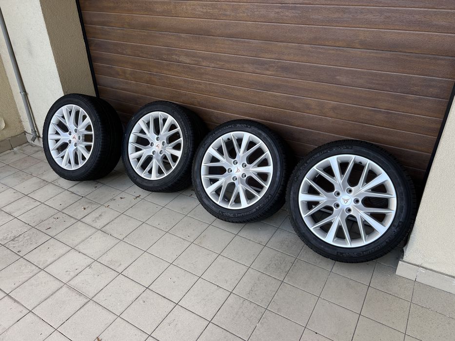 Roți iarnă CUPRA Formentor 245/ 45 R18/Jante/ Anvelope