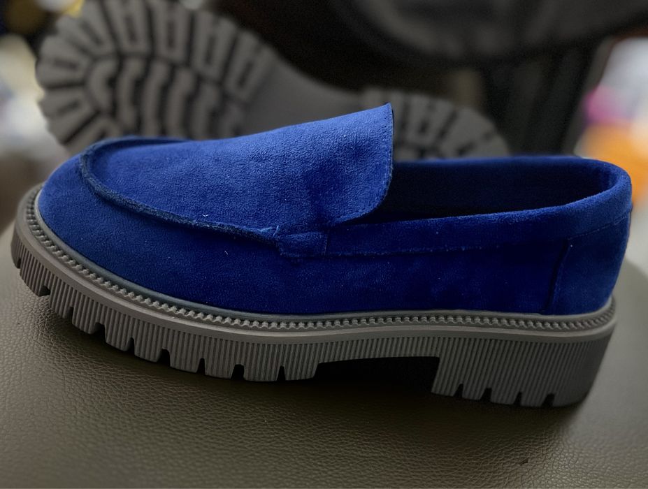 Лоферы новые женские