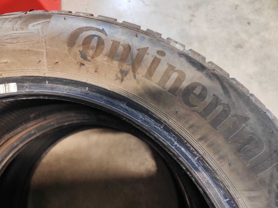 2бр.всесезонни гуми 215/55/17 Continental