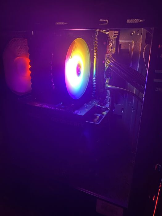 Vand pc gaming serioux powered by asus