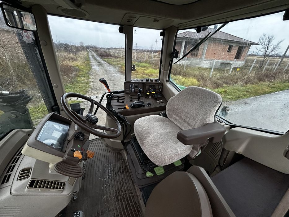 Tractor John Deere 6120 cu incarcator frontal