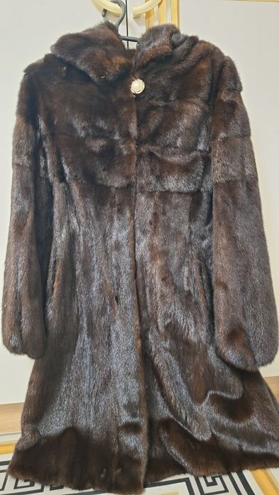 Продам шубу норковую