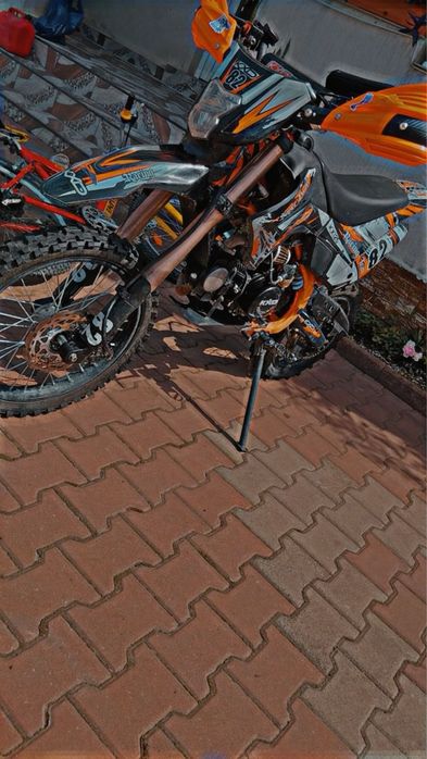 Vand cross chinwzesc!!