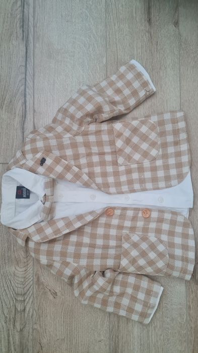 Sacou-camasa si papion.