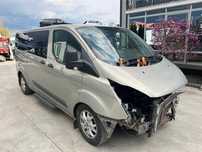 Ford Transit Custom 9 locuri 2013 Avariat model lung 2.2 euro 5