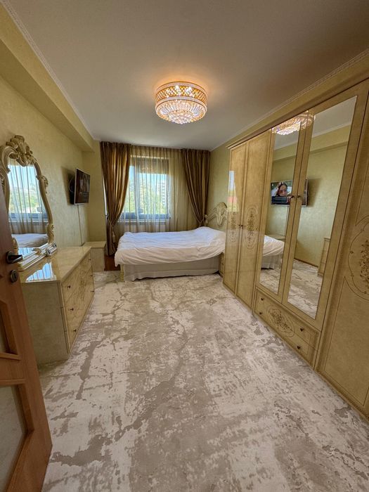 Închiriez apt  cu 2 camere de lux în bloc Doja 1