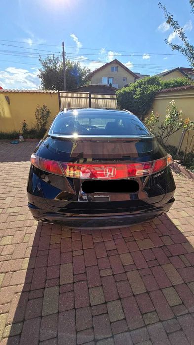 HONDA CIVIC 1.8 BENZINA HATCHBACK in stare foarte buna!