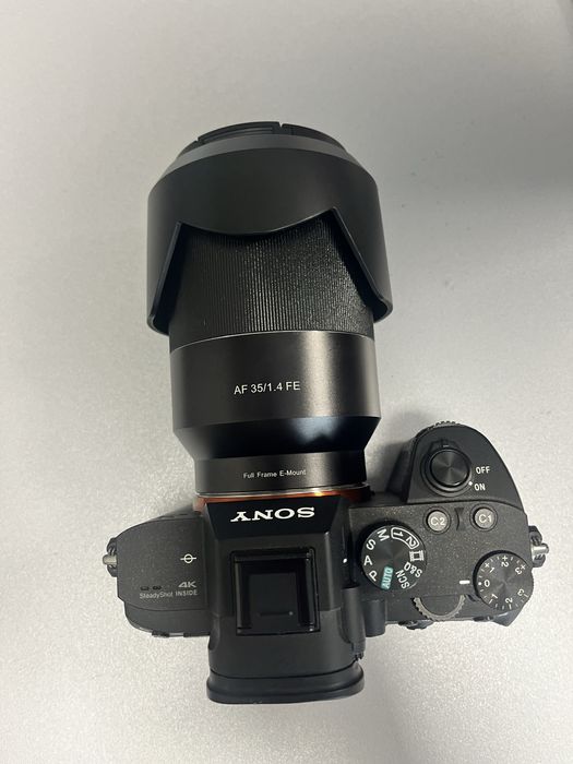 Обектив Samyang 35mm F1.4