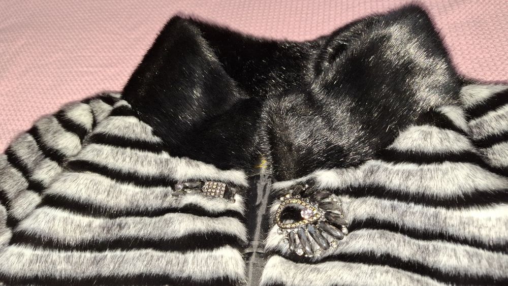 Продаётся шуба новая