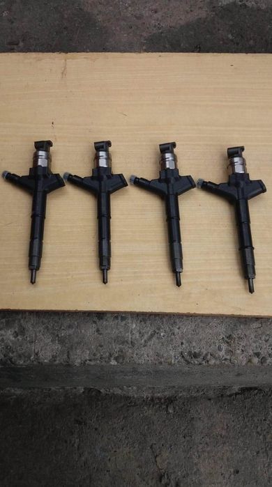 Piese Nissan Navara Chiuloasa Injectoare etc: