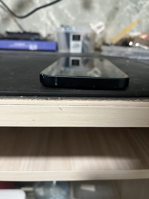 Carcasa originala iphone 13