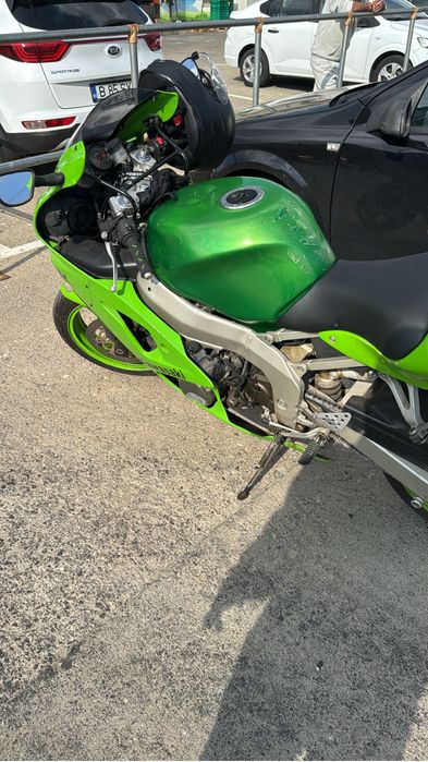 Vand kawasaki ZX6R 2001