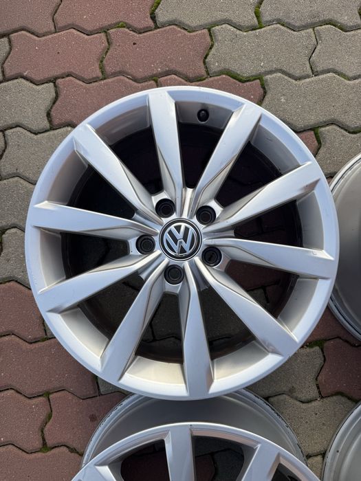 Jante de aluminiu originale VW Golf 7 R17 model Dijon