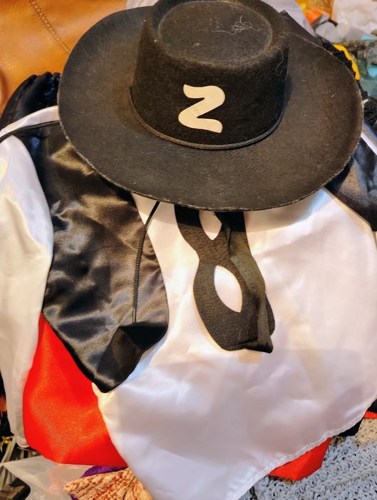 Новогодний костюм Zorro