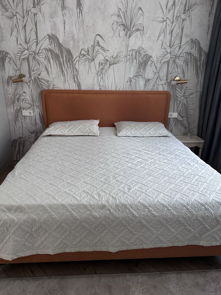 Продам кровать в хорошим качества