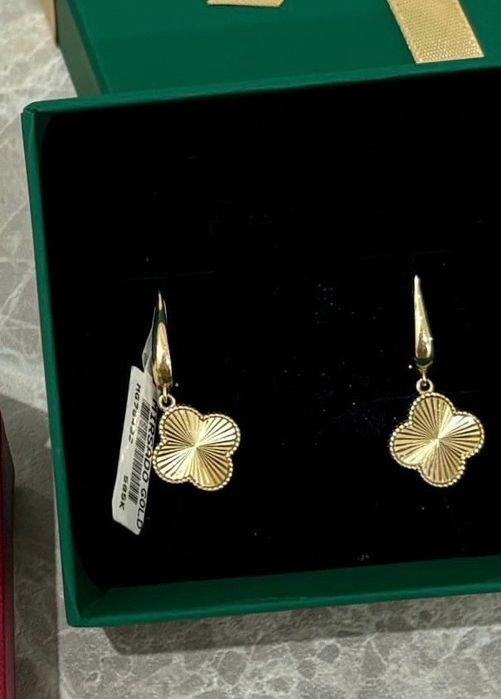 Золотые серьги 585 пробы