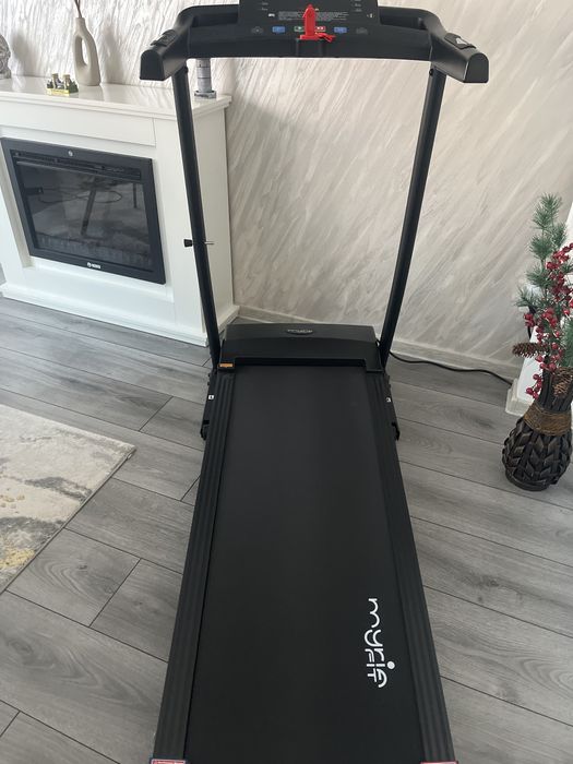 Bandă de alergat…..