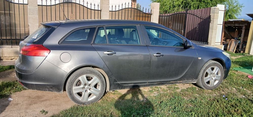 Oferta de  vară Opel insignia  2009 motor 2000 diesel  160 cai