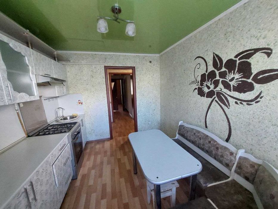 Продам 2 комнатную квартиру на Гагарина