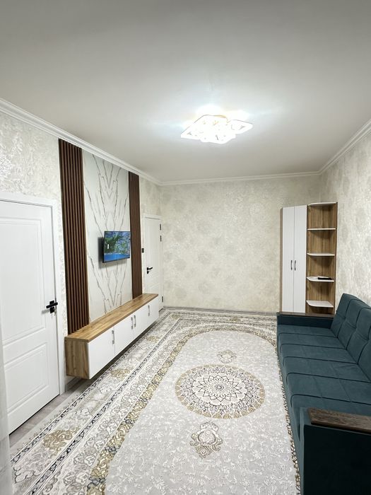 Чилонзор 8-кварталда 1*(2) хоналик евро ремонт квартира сотилади. Свой