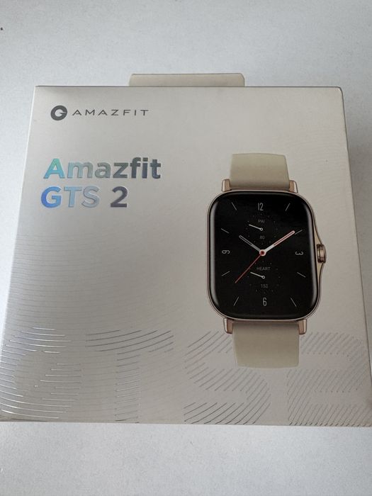 Amazfit GTS 2 Gold – стилен смарт часовник в отлично състояние