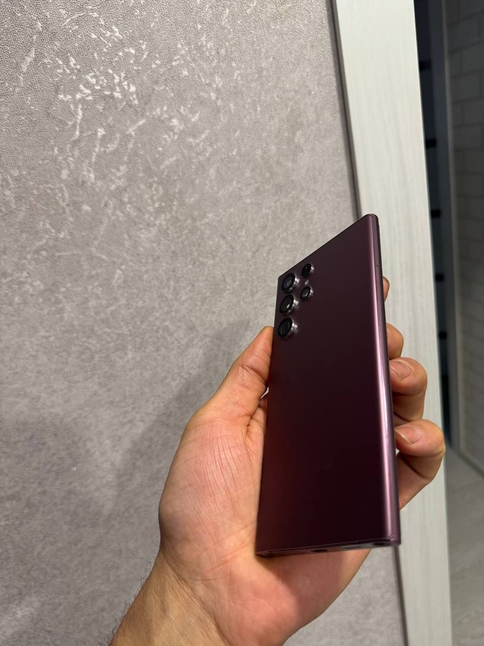 Samsung s22 ultra sotiladi 12 256tali