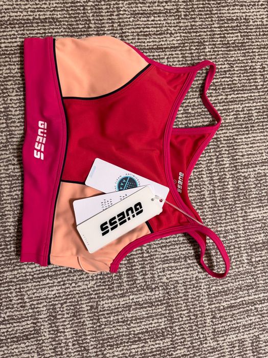 Спортен сутиен Guess