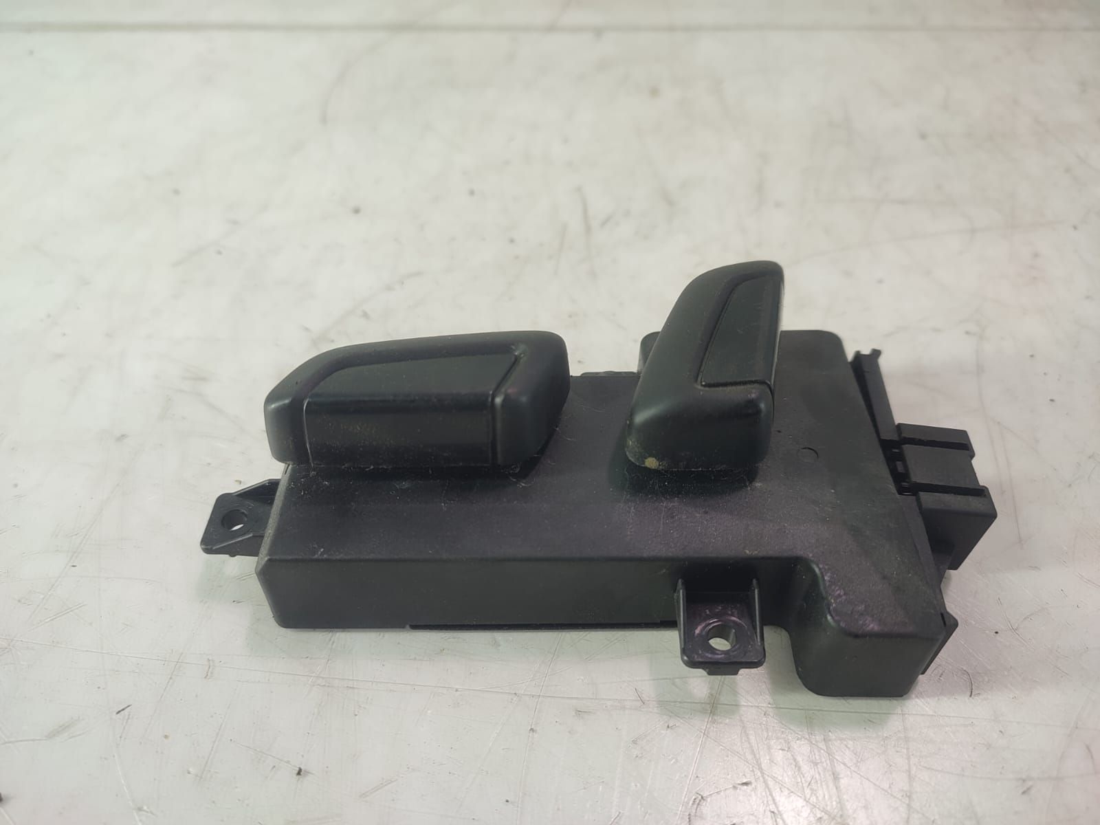 Butoane reglaj scaun  8W0959747B Volkswagen VW Passat B8 [2014 - 2020