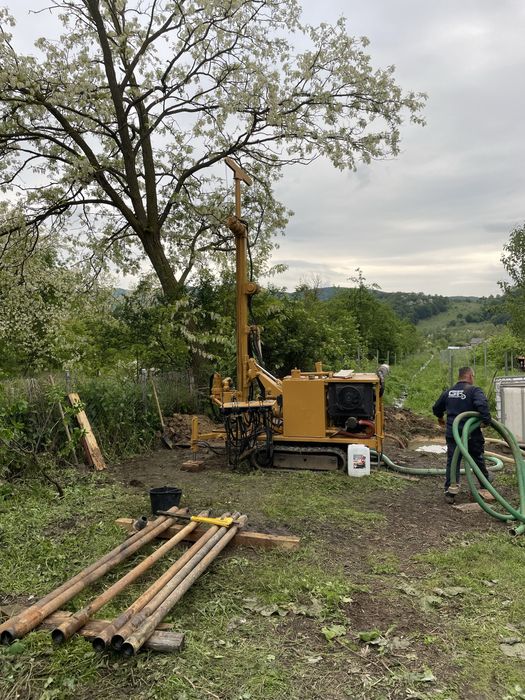 Foraje puțuri apa de mică și mare adâncime