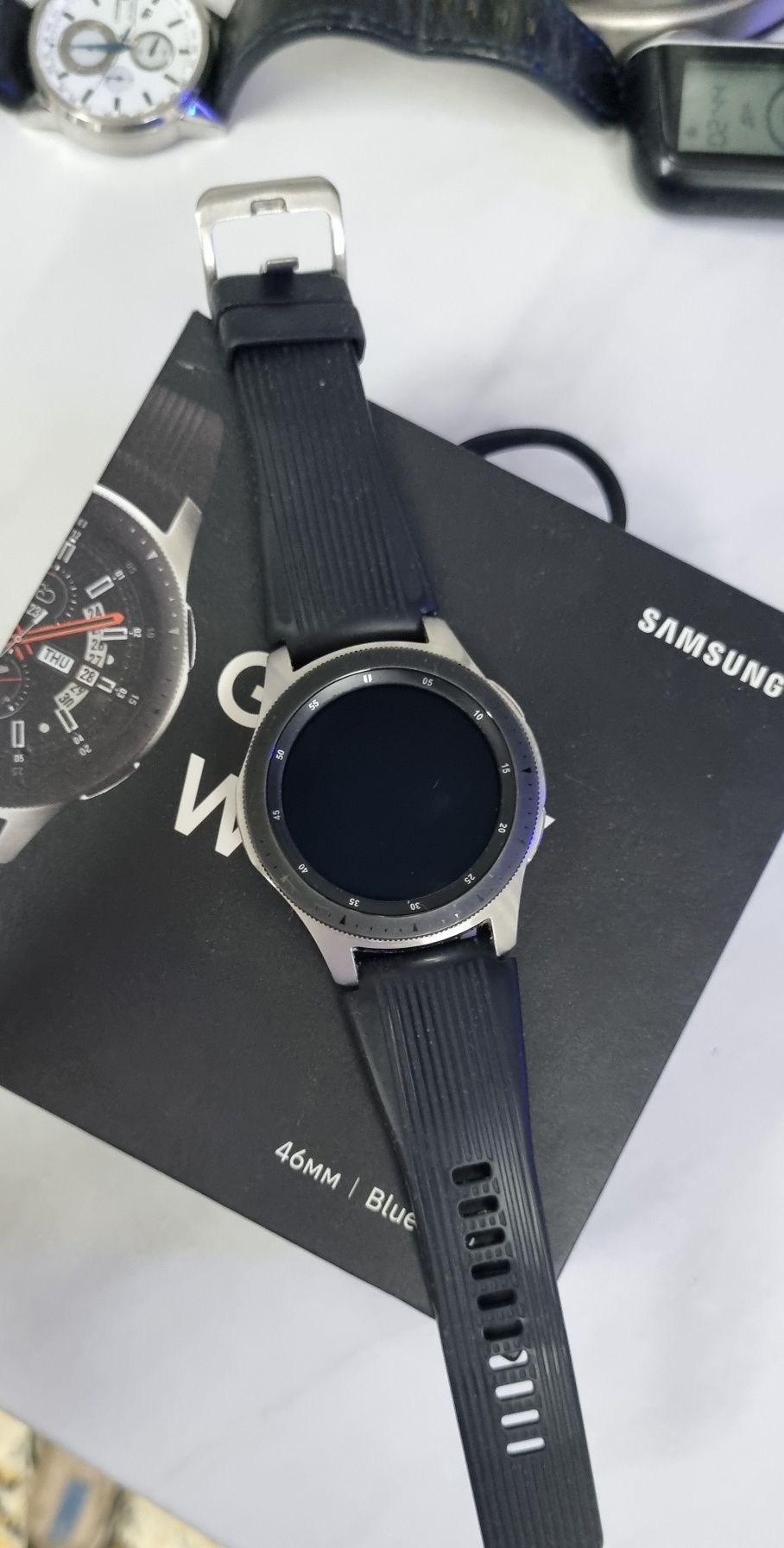 Часы Galaxy Watch 46мм (оригинал). Состояние новых.