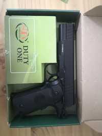 Pistol airsoft one duty