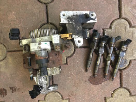 alternator /compresor/electromotor megane 2 si alte piese