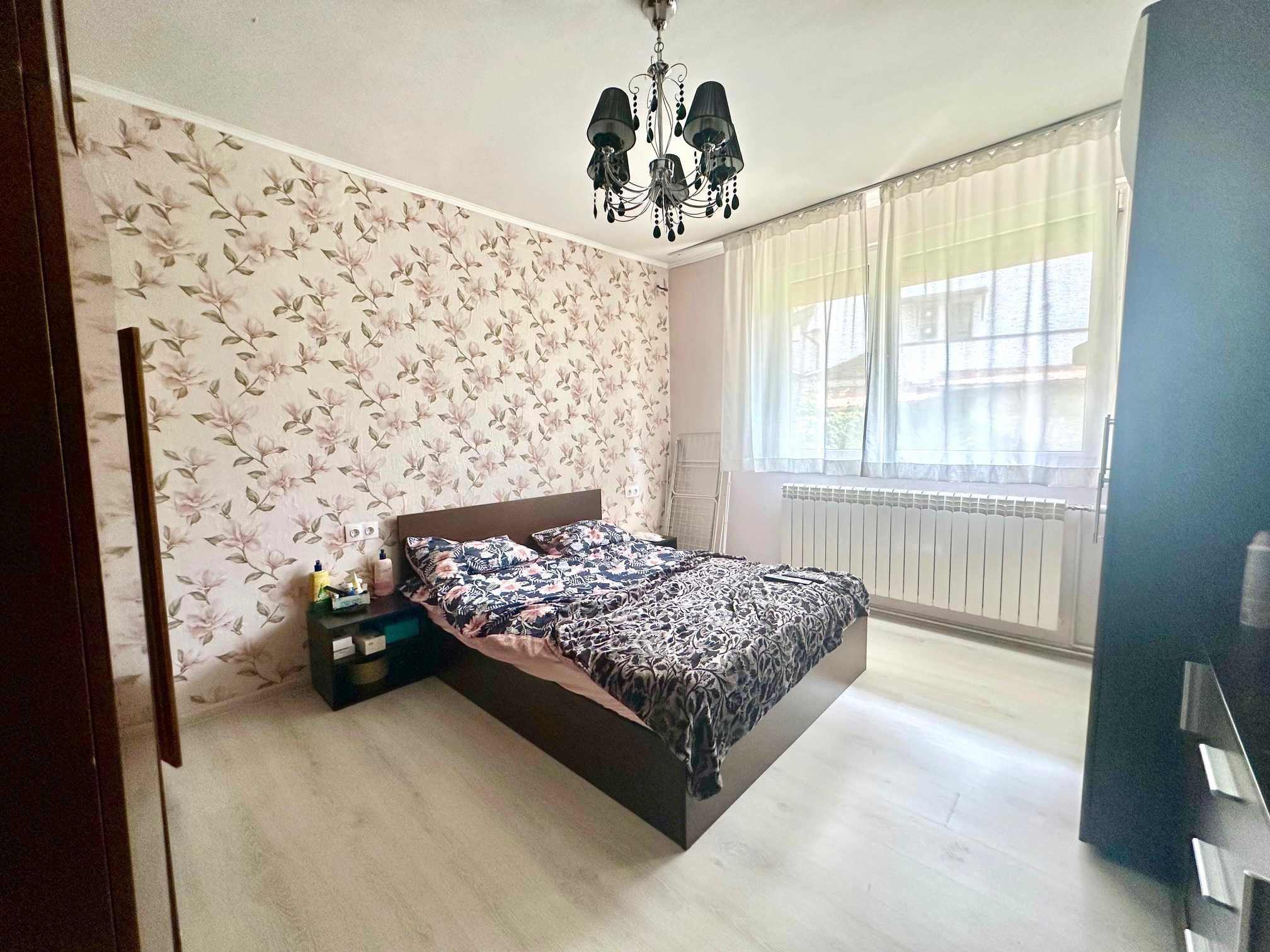Етаж от къща под наем в кв. Драгалевци
