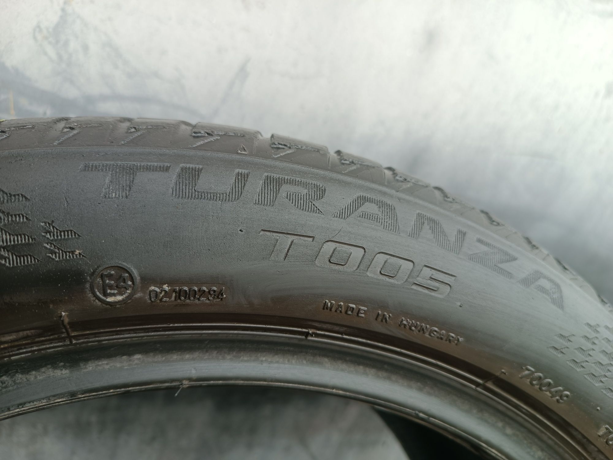 245/45/18 Bridgestone
