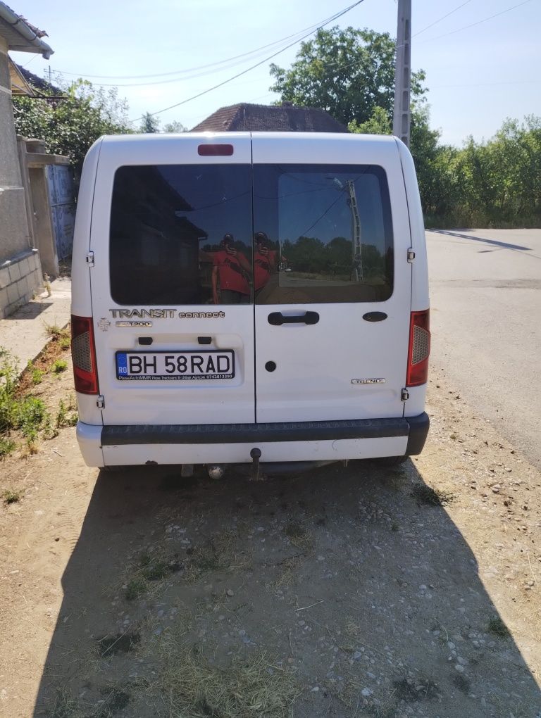 Vând Ford trans conect an 2011