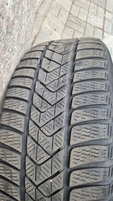 2бр. Зимни гуми Pirelli 225/55/17