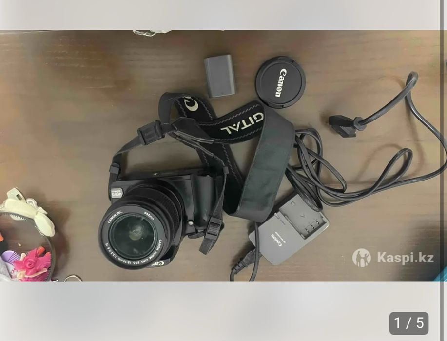 Зеркальный фотоаппарат Canon EOS 400D