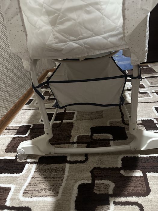 Yulka 4in1 Converttible Bassinet