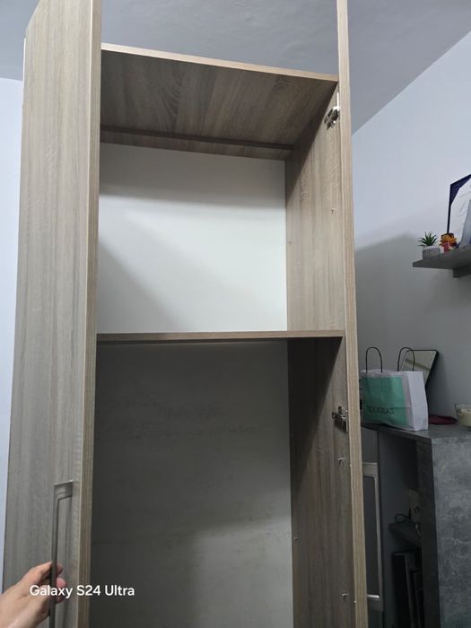 Dulap cu polite demontat