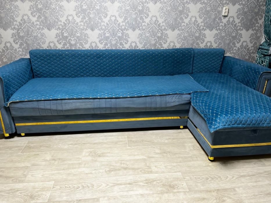 Продам диван хороший