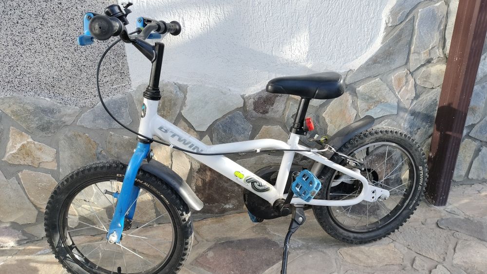 Vand bicicleta pentru copii de 14 inci