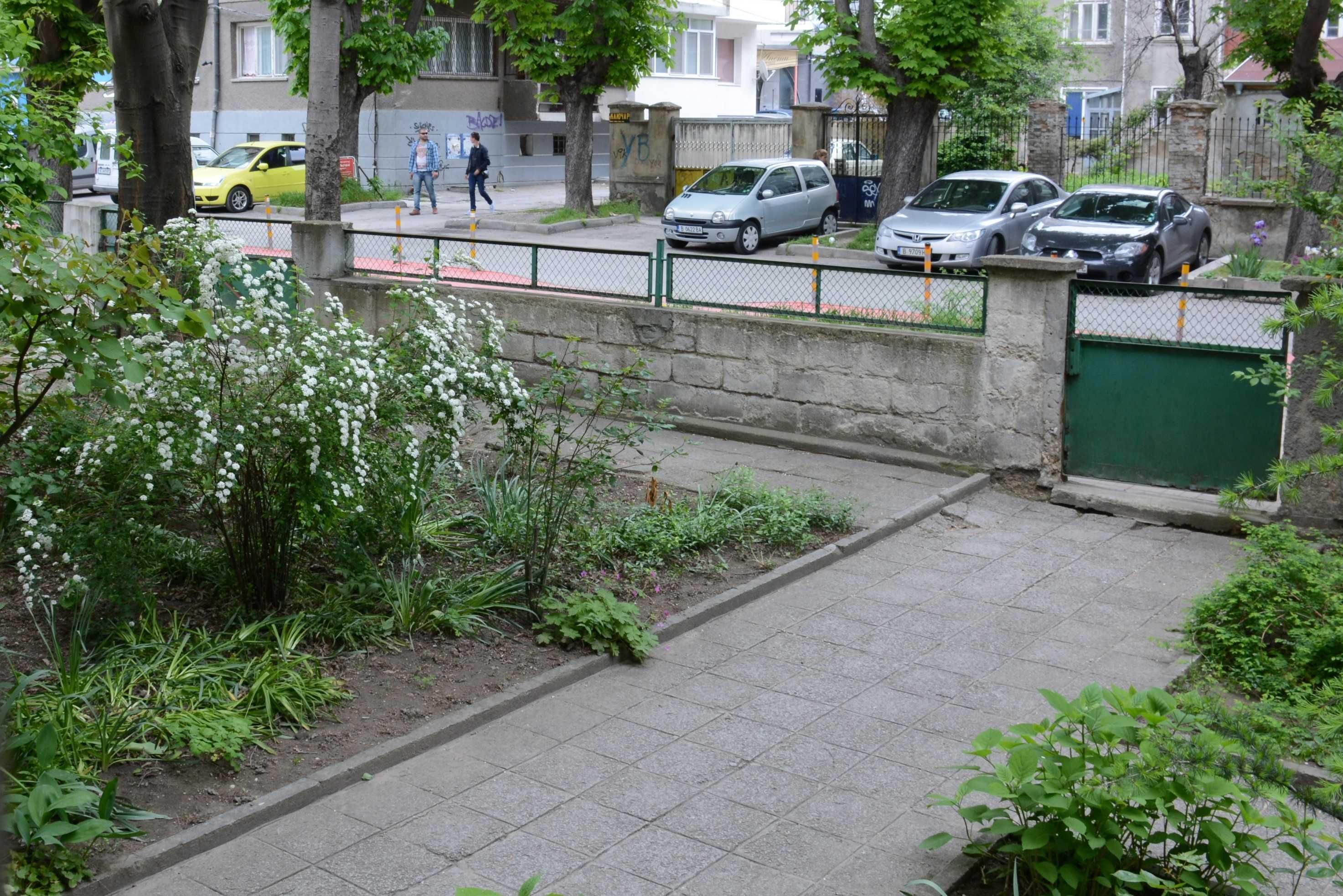 Двустаен обзаведен под наем
