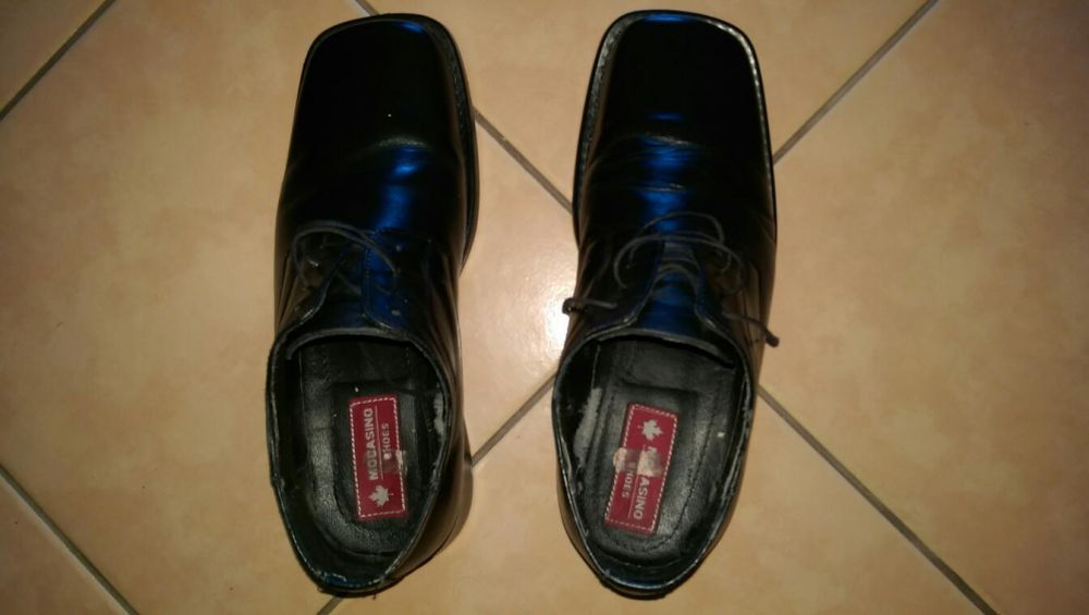 Vand pantofi piele, mar. 42, stare f buna, fara rupturi