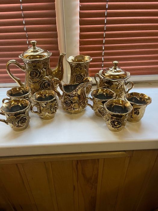 Чайный сервиз, под золото