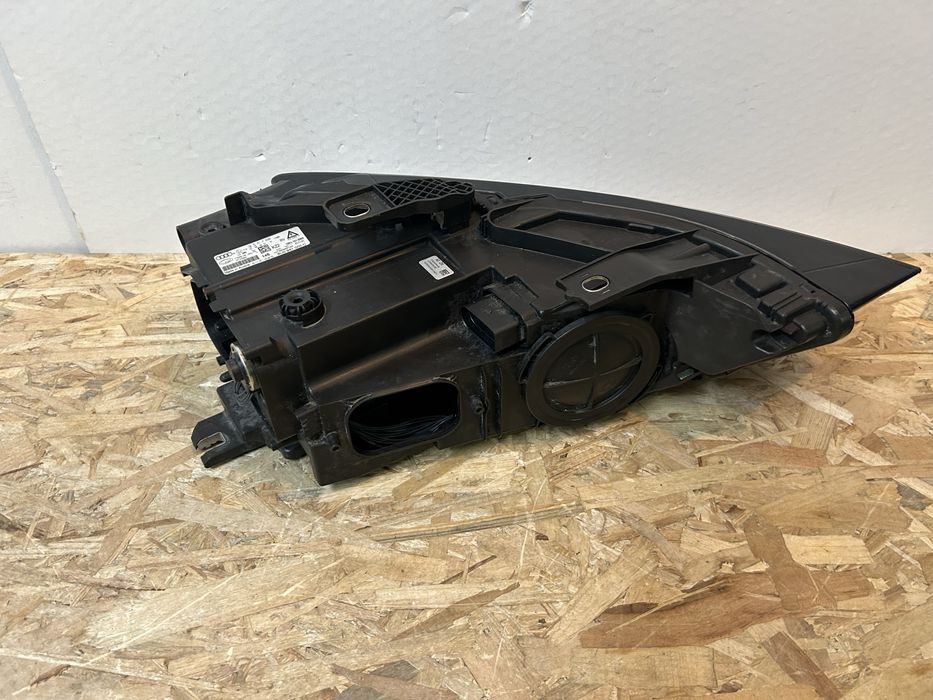 Far Faruri Audi Q3 facelift bi xenon 8U0941005C