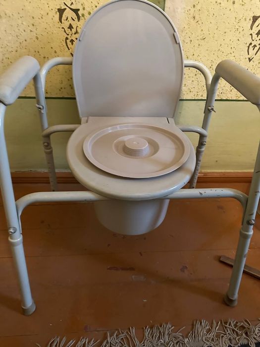 Новое кресло-туалет