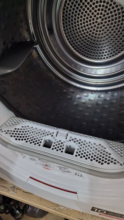 Сушилня AEG термопомпа 8 кг Series 8000